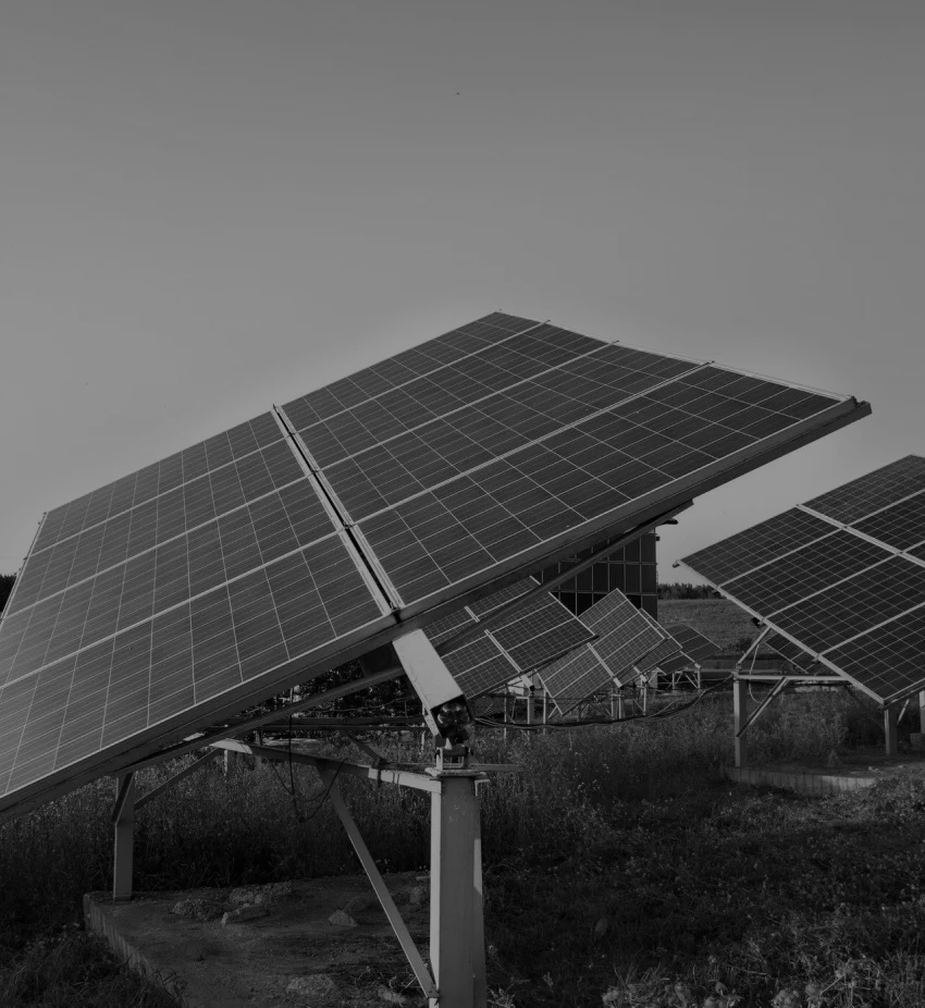 solar_bw_dark.png